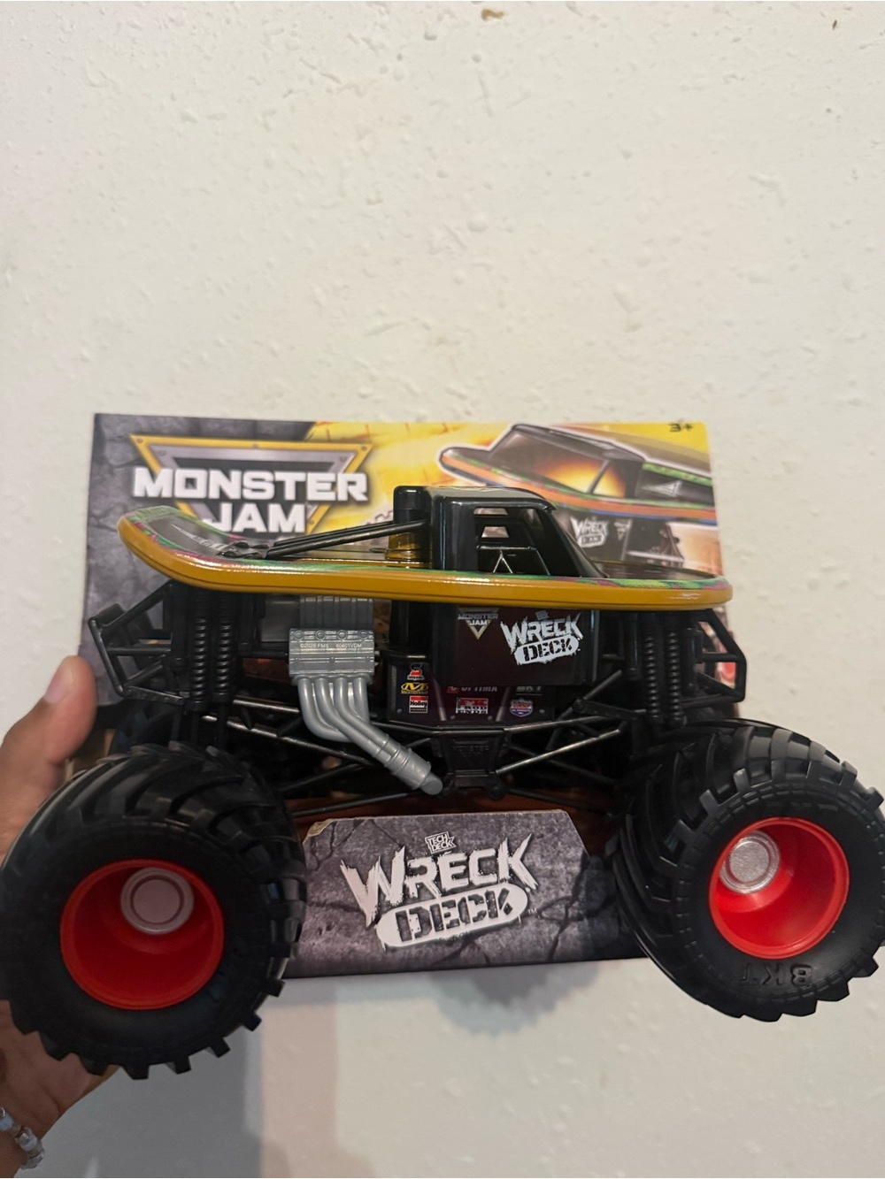 Wreck Deck Kids Monster Truck - 1:24 scale